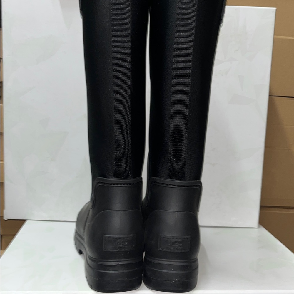 UGG DROPLET TALL - Picture 3 of 6